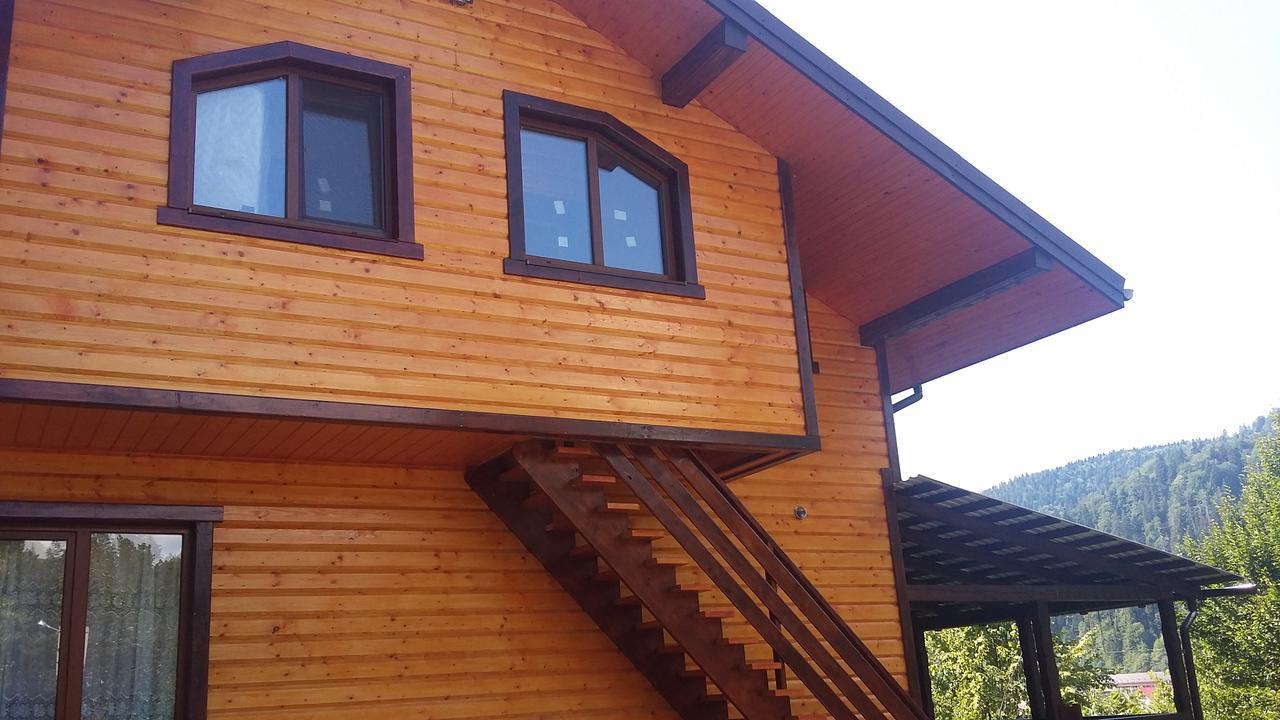 Чан-Садиба Гуцульська Пісня Mykulytjyn Exteriör bild